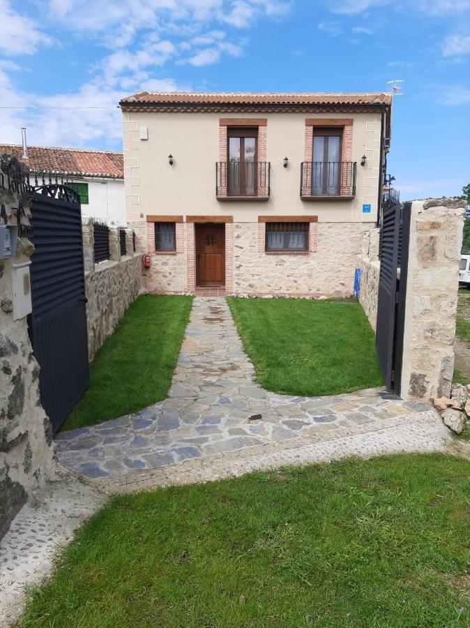 La Portada De Abajo Villa Gallegos Buitenkant foto